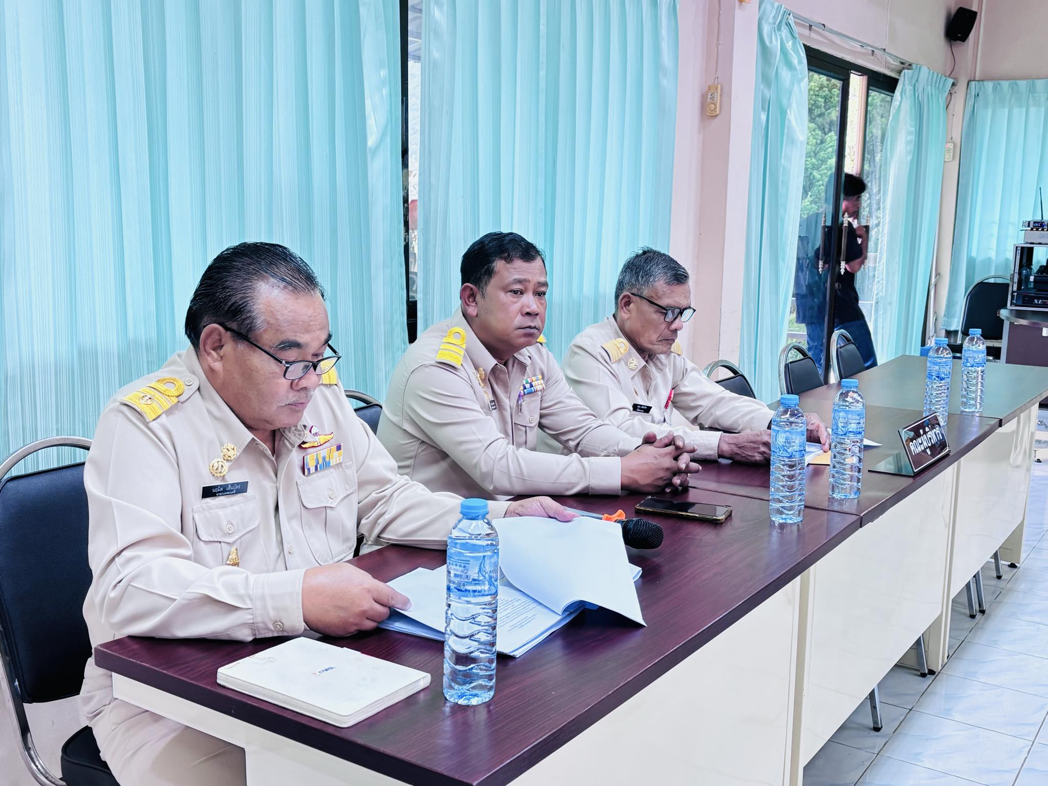 ประชุมสภาเทศบาลตำบลคลองทรายขาว สมัยสามัญ สมัยที่ 4 ครั้งที่ 1 ประจำปี 2568