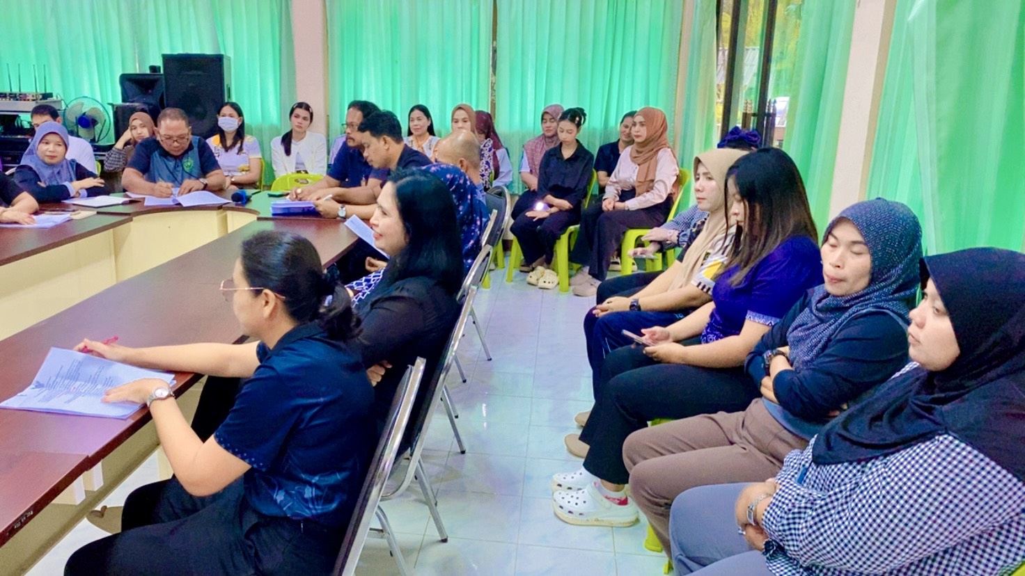 "ประชุมพนักงานเทศบาลตำบลคลองทรายขาว ปรึกษาหารือการจัดโครงการแข่งขันกีฬาคลองทรายขาวสัมพันธ์ ประจำปี 2569"