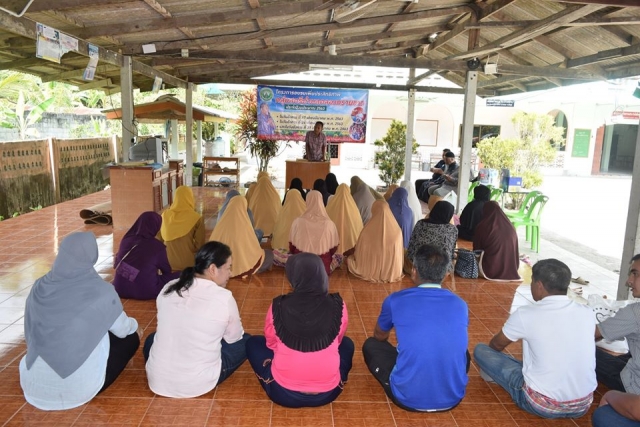 โครงการอบรมเพิ่มประสิทธิภาพกลุ่มสตรีตำบลคลองทรายขาว ประจำปีงบประมาณ 2563