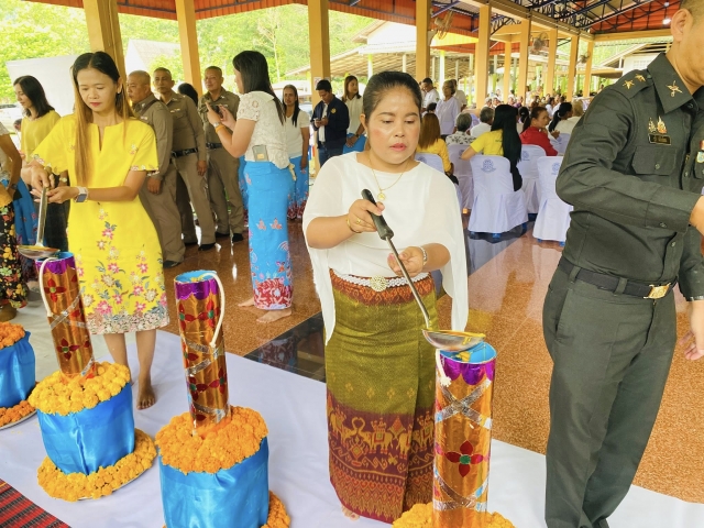 โครงการพิธีหล่อเทียนและแห่งเทียนพรรษา ประจำปี 2568
