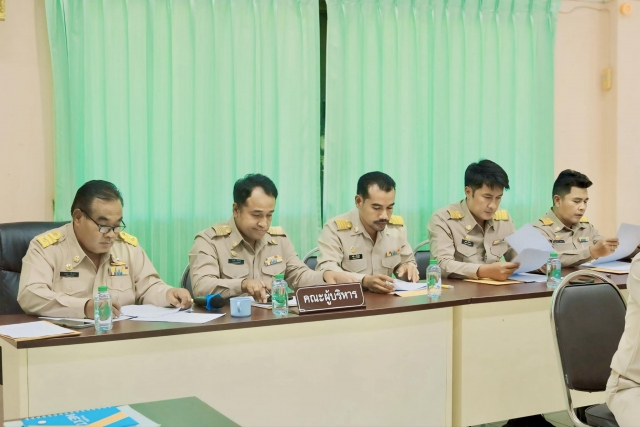 ประชุมสภาเทศบาลตำบลคลองทรายขาว  สมัยวิสามัญ  สมัยที่ 1 ประจำปี 2567